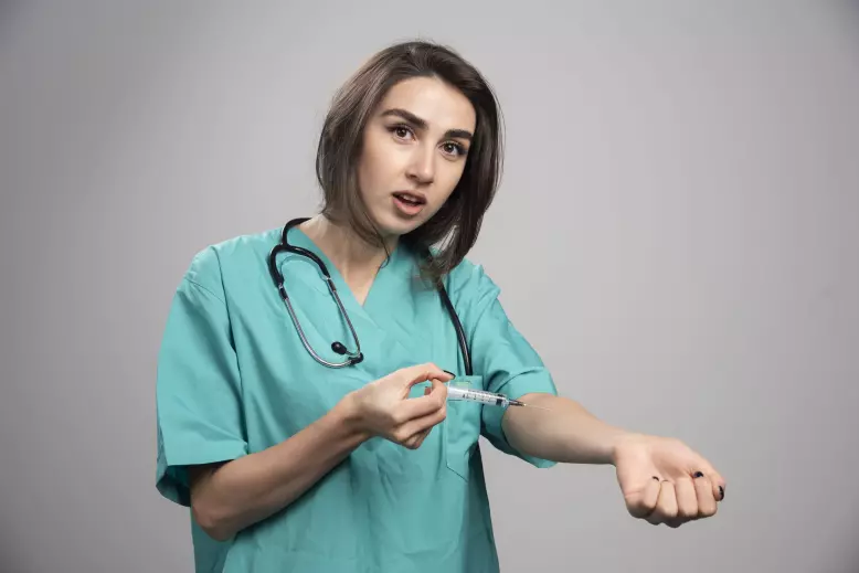 What Happens When You Stop Taking Weight Loss Injection? | Side Effects, Body Changes & Smart Tips